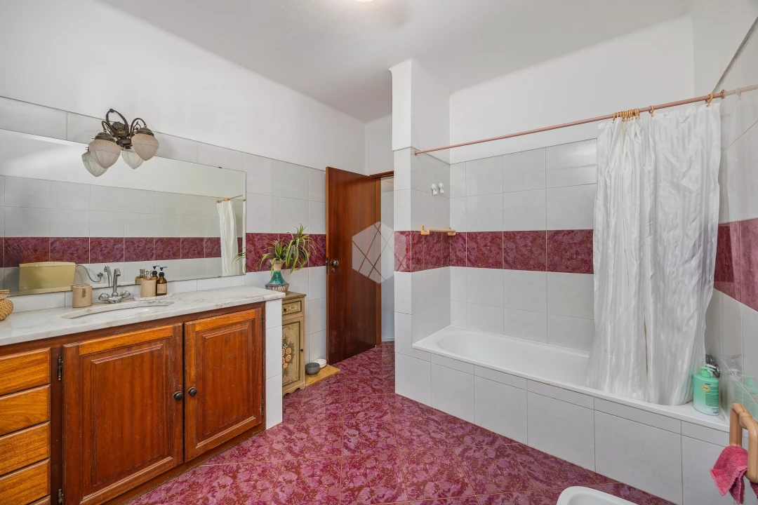 Moradia T4 para Venda em São Silvestre Foto 20