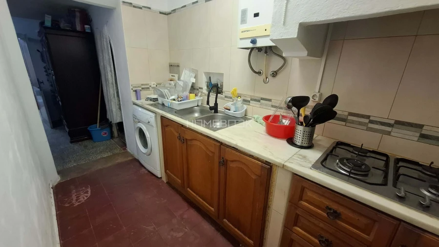 Moradia T2 para Venda em Quelfes Foto 10