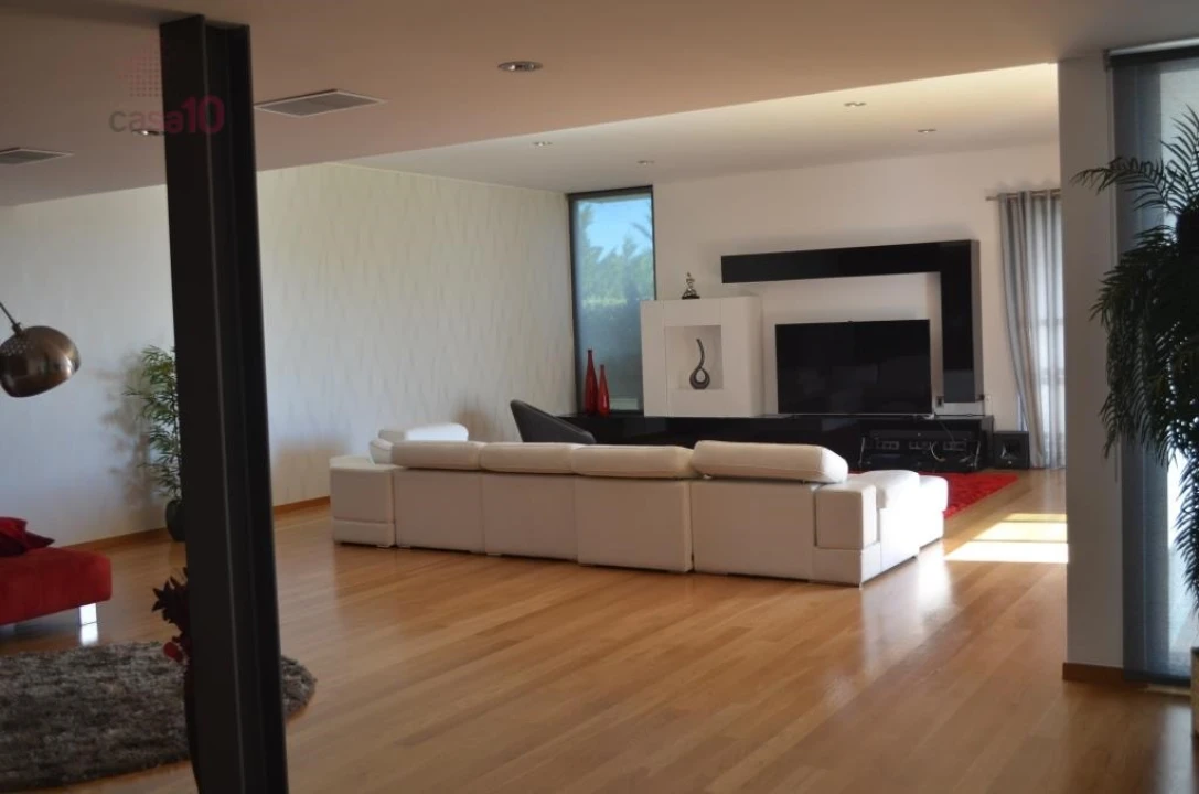 Moradia T5 para Venda em Santa Maria e São Miguel, São Martinho, São Pedro Penaferrim Foto 23