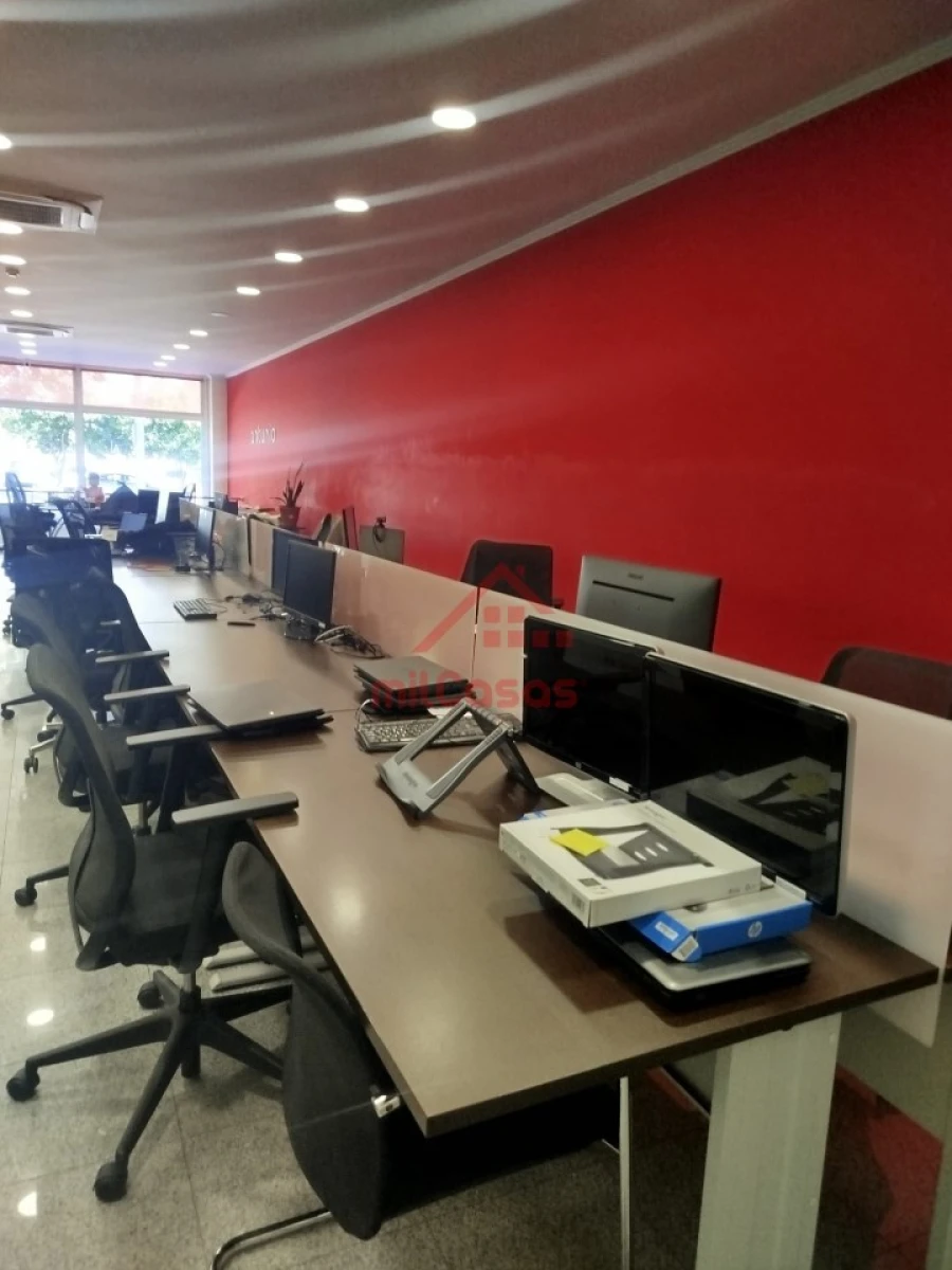 Escritório para Arrendamento em Penha de França Foto 12