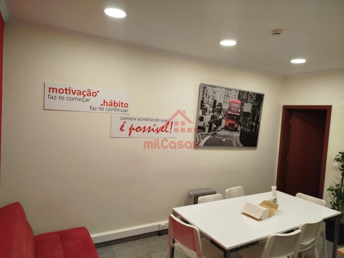 Escritório para Arrendamento em Penha de França Foto 16