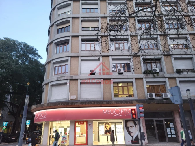 Escritório para Arrendamento em Avenidas Novas Foto 29