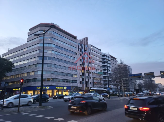 Escritório para Arrendamento em Avenidas Novas Foto 30