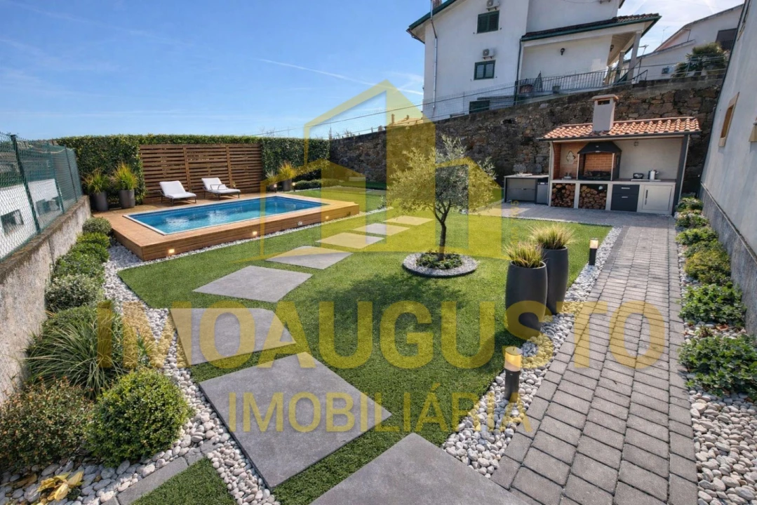 Moradia T4 para Venda em Guarda Foto 20