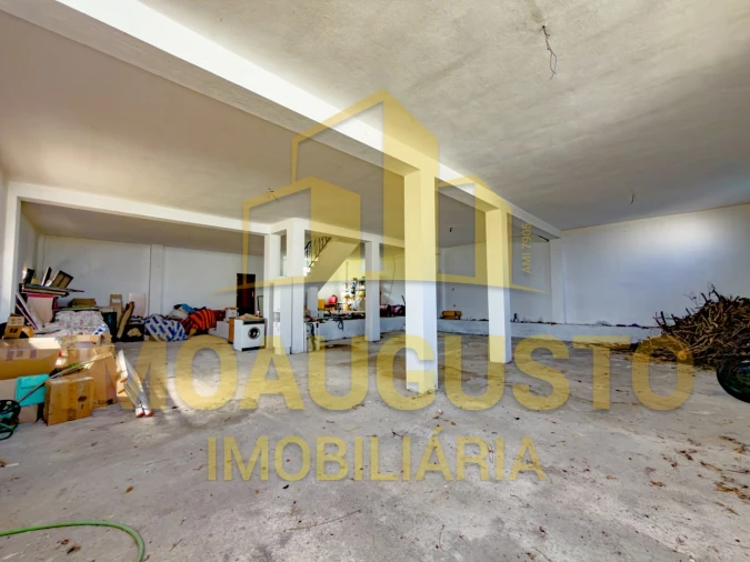 Moradia T4 para Venda em Guarda Foto 17