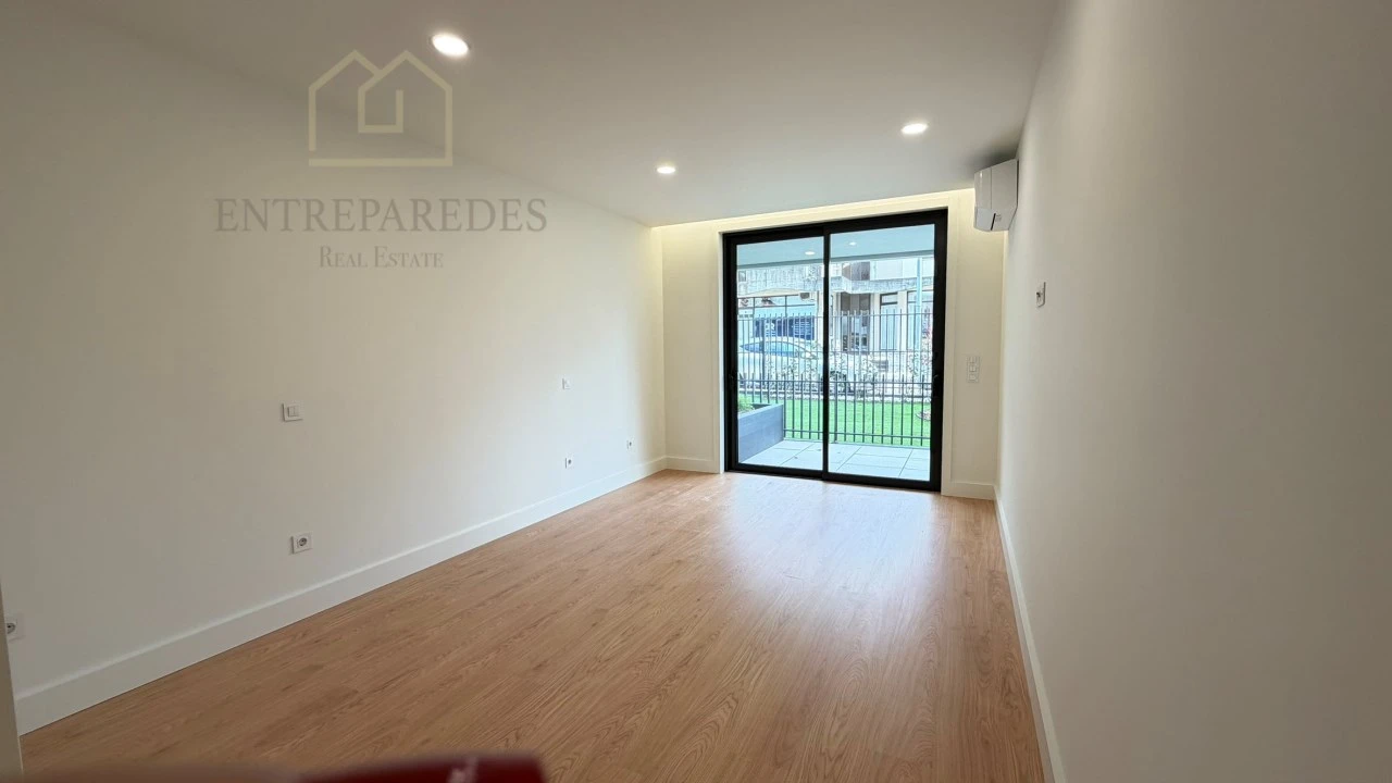 Apartamento T4 para Venda em Santa Maria da Feira, Travanca, Sanfins e Espargo Foto 22