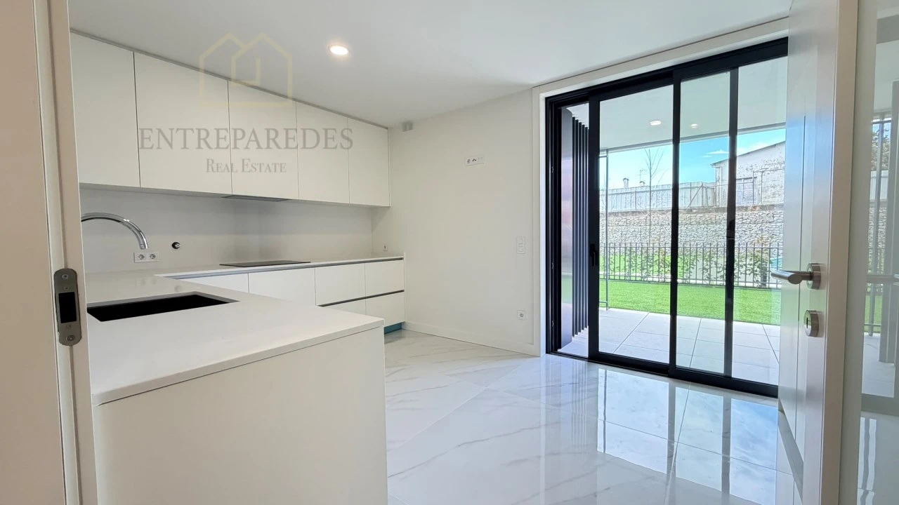 Apartamento T4 para Venda em Santa Maria da Feira, Travanca, Sanfins e Espargo Foto 24