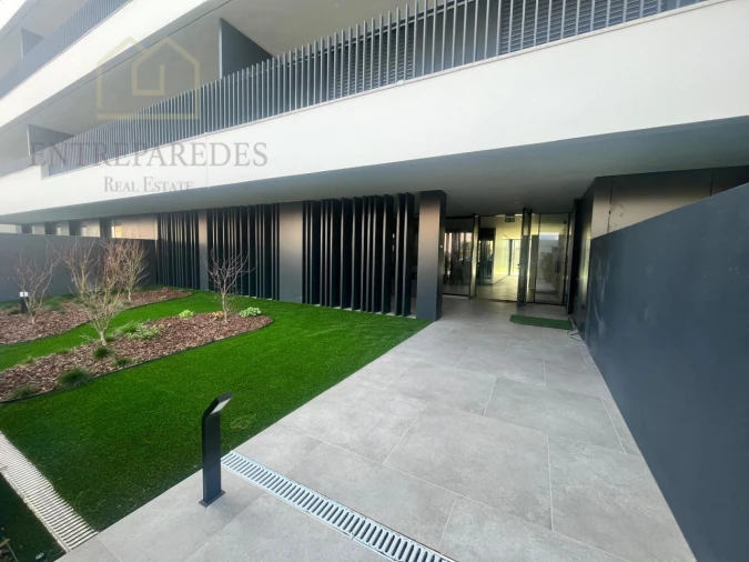 Apartamento T4 para Venda em Santa Maria da Feira, Travanca, Sanfins e Espargo Foto 5