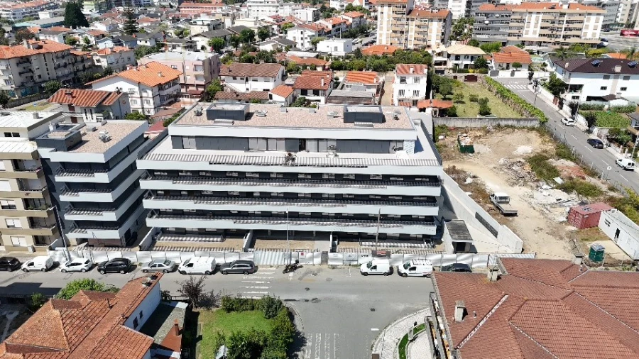 Apartamento T4 para Venda em Santa Maria da Feira, Travanca, Sanfins e Espargo Foto 9