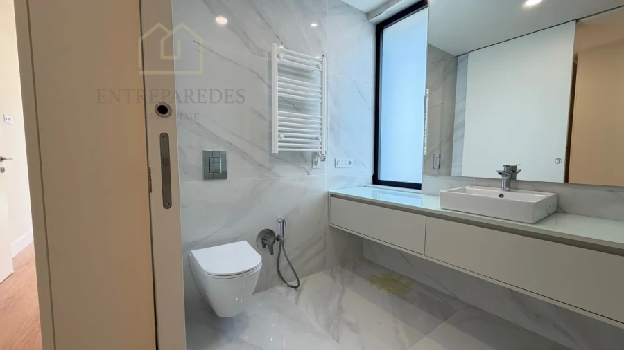 Apartamento T4 para Venda em Santa Maria da Feira, Travanca, Sanfins e Espargo Foto 19