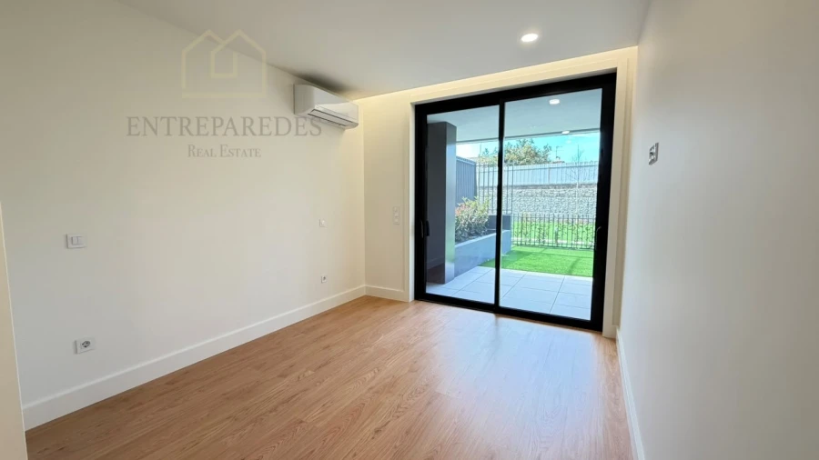 Apartamento T4 para Venda em Santa Maria da Feira, Travanca, Sanfins e Espargo Foto 30