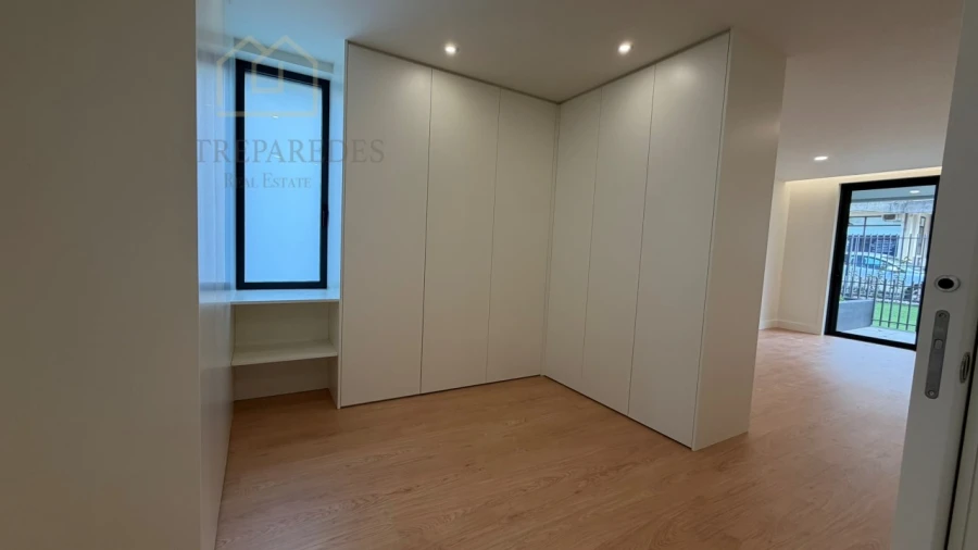 Apartamento T4 para Venda em Santa Maria da Feira, Travanca, Sanfins e Espargo Foto 33