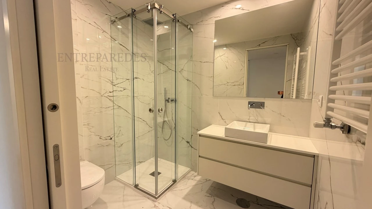 Apartamento T2 para Venda em Espinho Foto 11