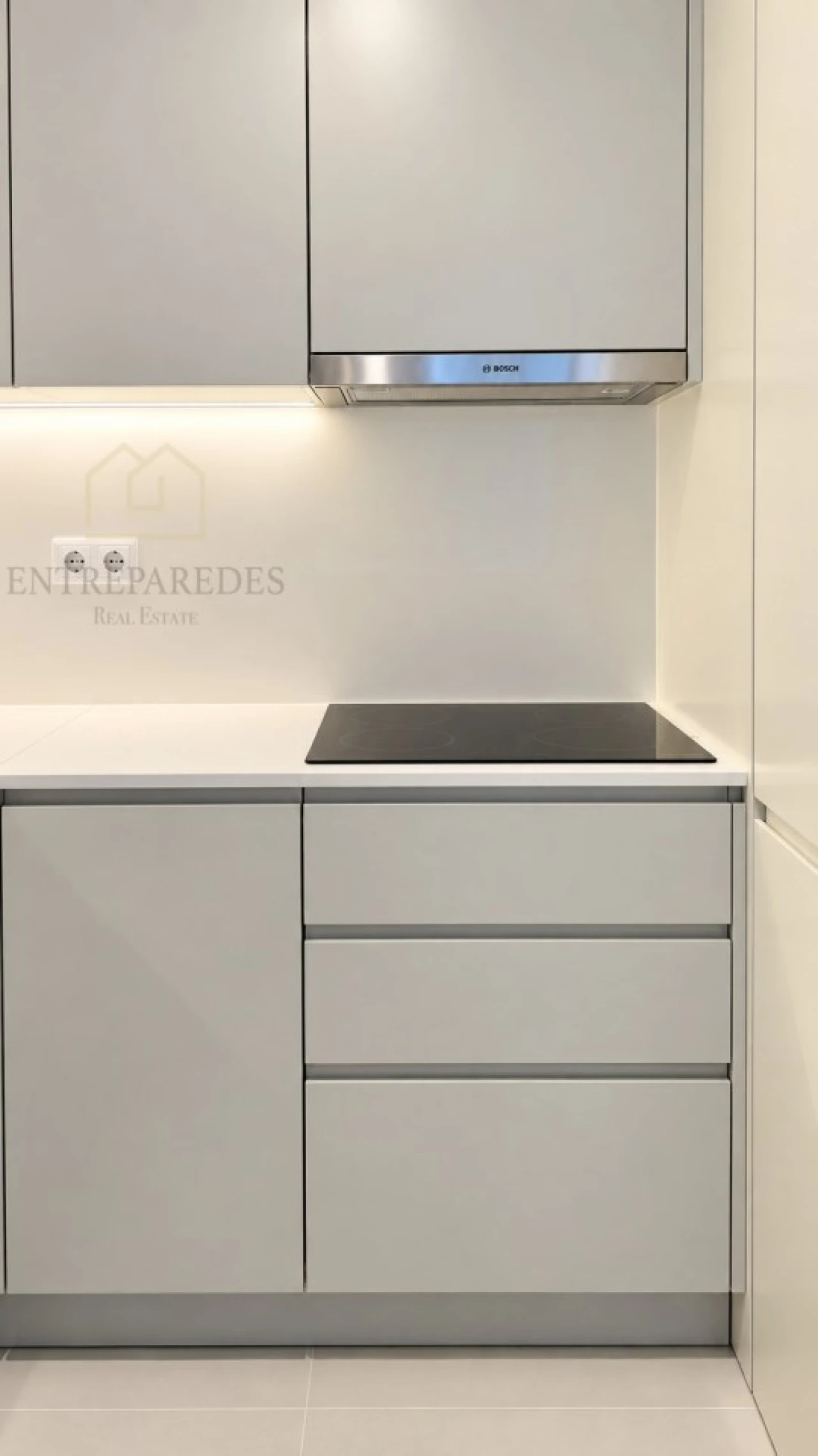 Apartamento T2 para Venda em Espinho Foto 9