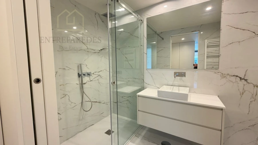 Apartamento T2 para Venda em Espinho Foto 15