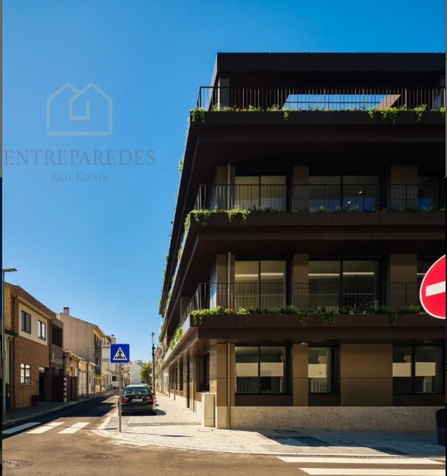 Apartamento T2 para Venda em Espinho Foto 20