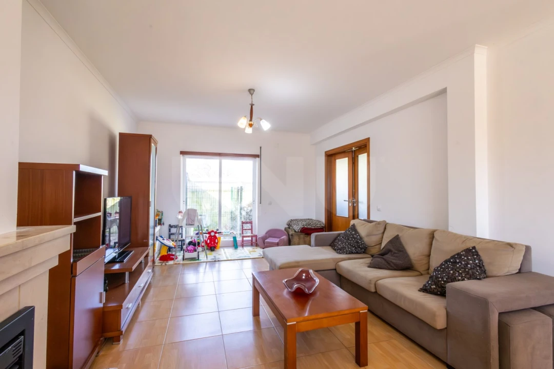 Moradia T3 para Venda em Alfeizerão Foto 5