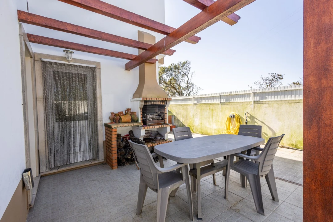 Moradia T3 para Venda em Alfeizerão Foto 31