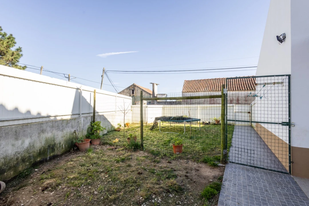 Moradia T3 para Venda em Alfeizerão Foto 39