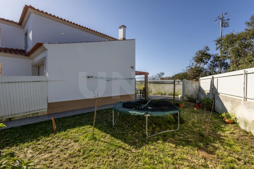 Moradia T3 para Venda em Alfeizerão Foto 41