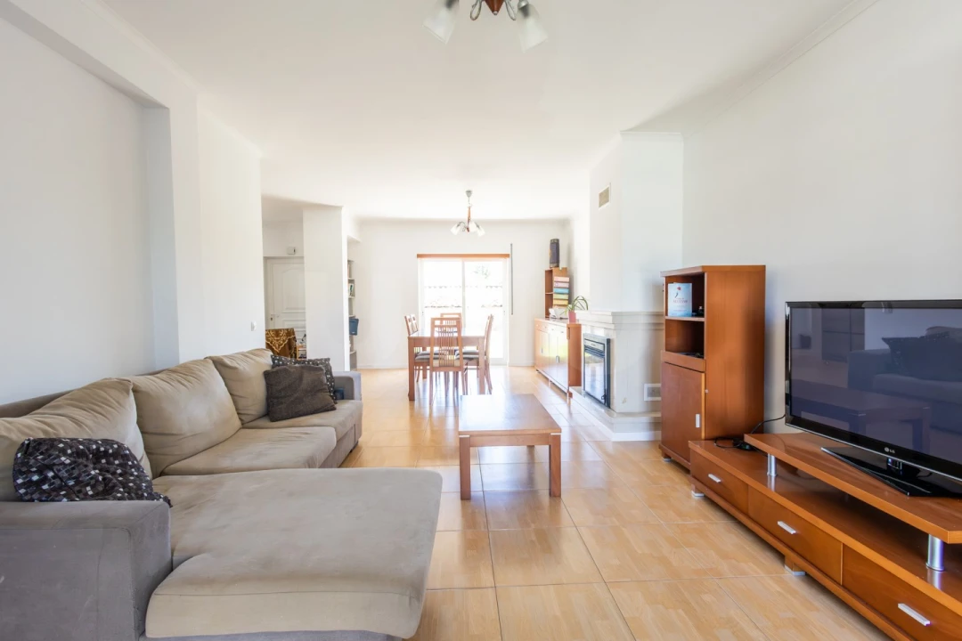 Moradia T3 para Venda em Alfeizerão Foto 4