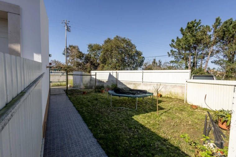 Moradia T3 para Venda em Alfeizerão Foto 40