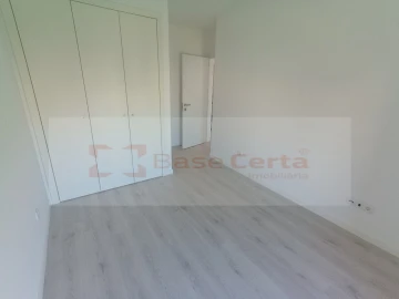 Apartamento T3 para Venda em Corroios