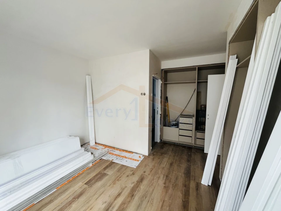 Moradia T4 para Venda em Santa Maria, São Pedro e Sobral da Lagoa Foto 7