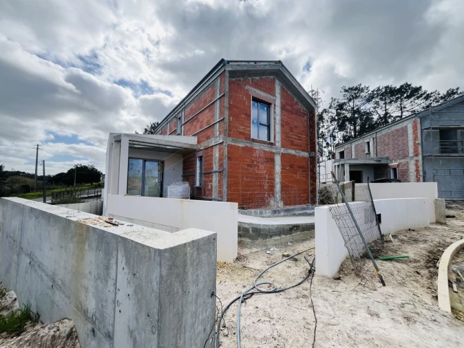 Moradia T4 para Venda em Santa Maria, São Pedro e Sobral da Lagoa Foto 14