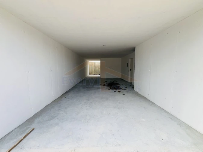 Moradia T4 para Venda em Santa Maria, São Pedro e Sobral da Lagoa Foto 5