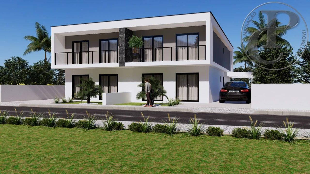 Moradia T4 para Venda em Fernao Ferro Foto 1