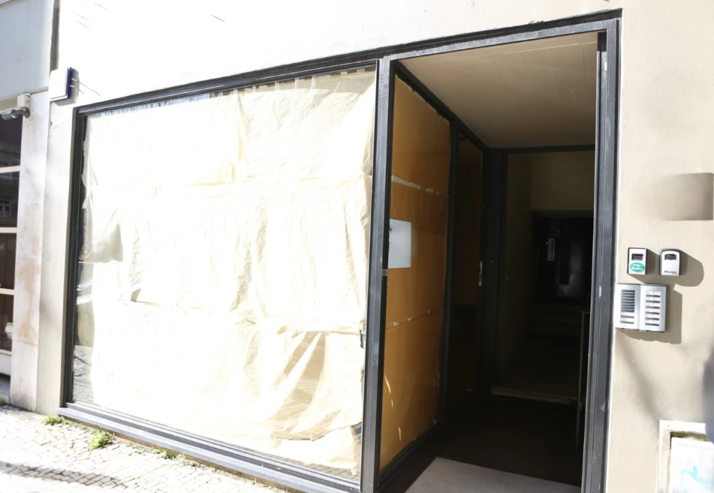 Loja para Venda em Cedofeita, Santo Ildefonso, Sé, Miragaia, São Nicolau e Vitória Foto 3