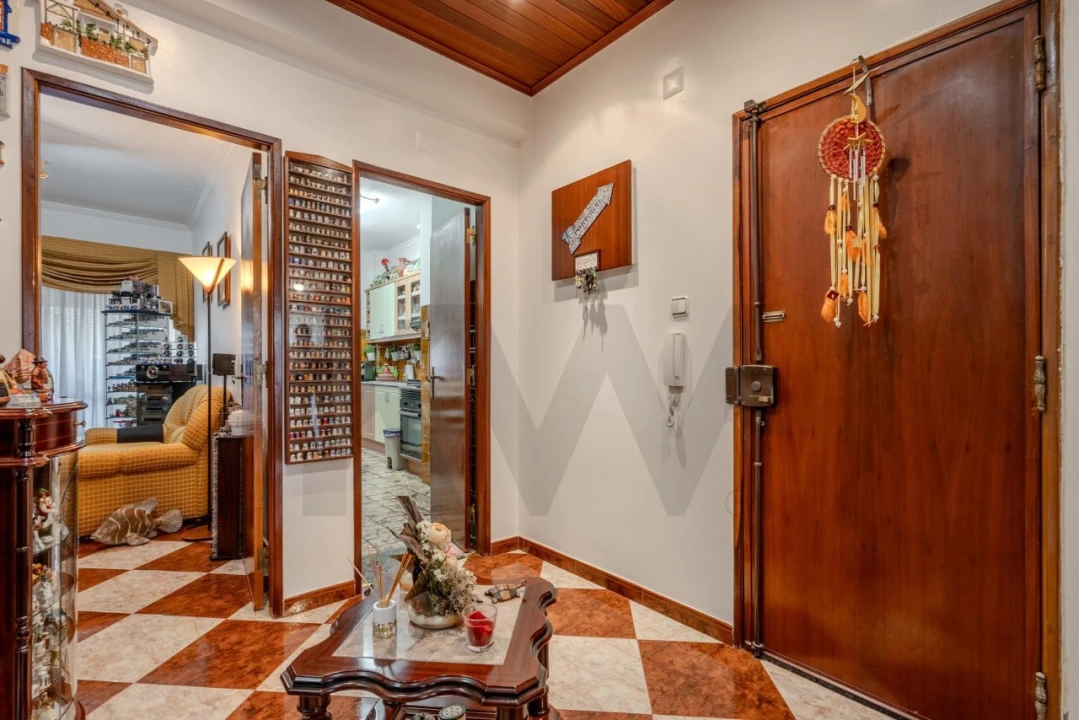 Apartamento T2 para Venda em Seixal, Arrentela e Aldeia de Paio Pires Foto 4