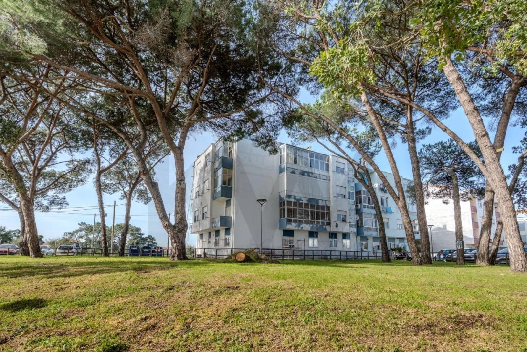 Apartamento T2 para Venda em Seixal, Arrentela e Aldeia de Paio Pires Foto 31