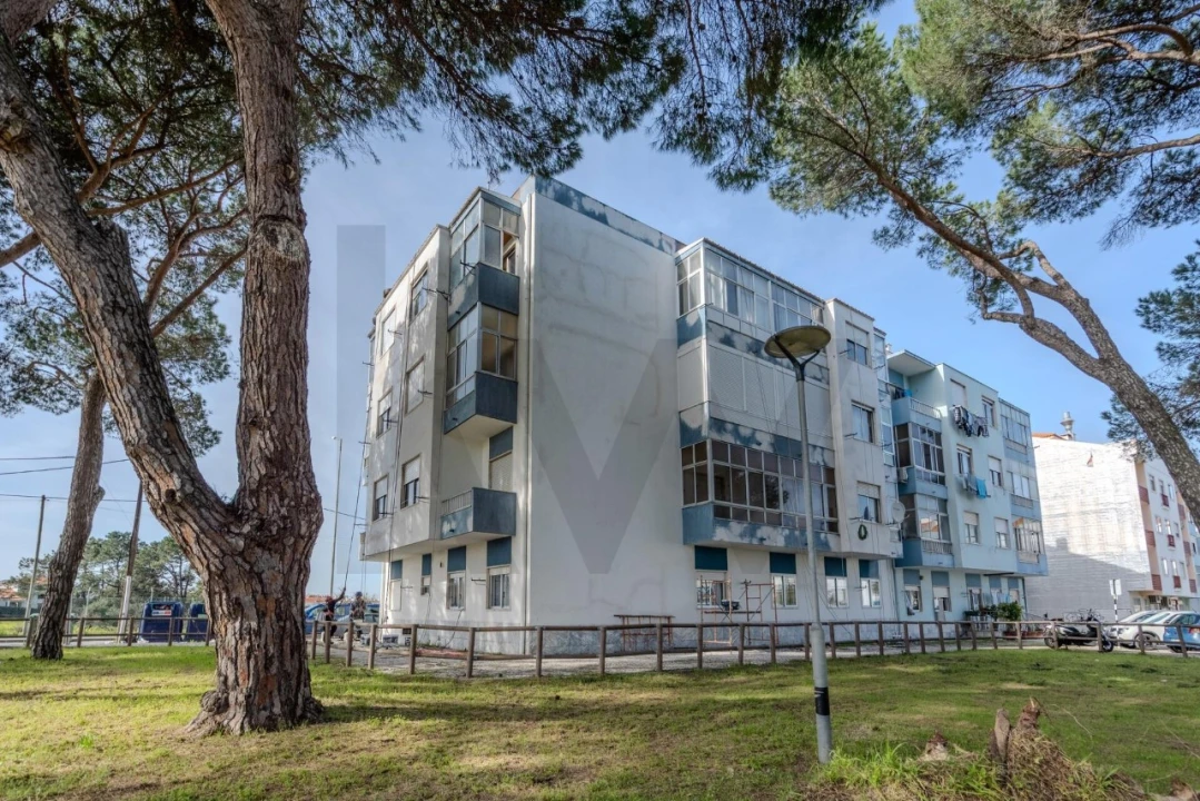 Apartamento T2 para Venda em Seixal, Arrentela e Aldeia de Paio Pires Foto 32