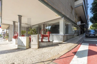 Loja para Venda em Santo António