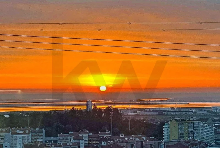 Apartamento T2 para Venda em Alverca do Ribatejo e Sobralinho Foto 28