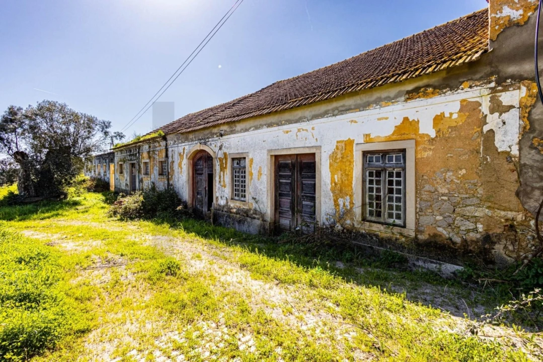 Moradia T5 para Venda em Moçarria Foto 61
