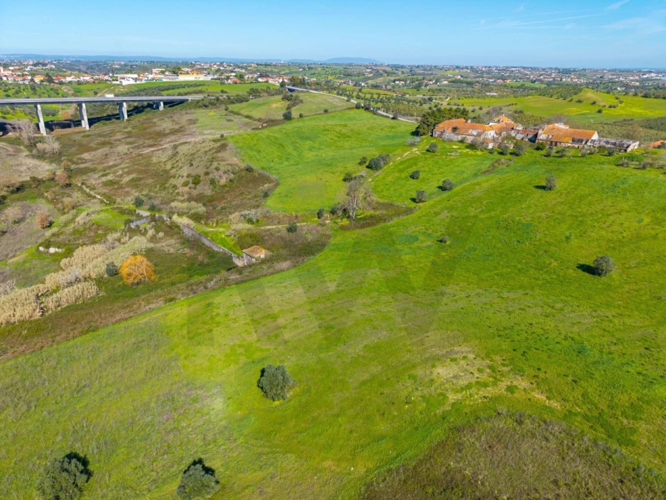 Moradia T5 para Venda em Moçarria Foto 89