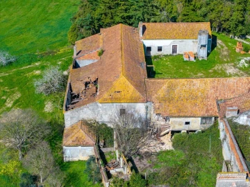 Moradia T5 para Venda em Moçarria
