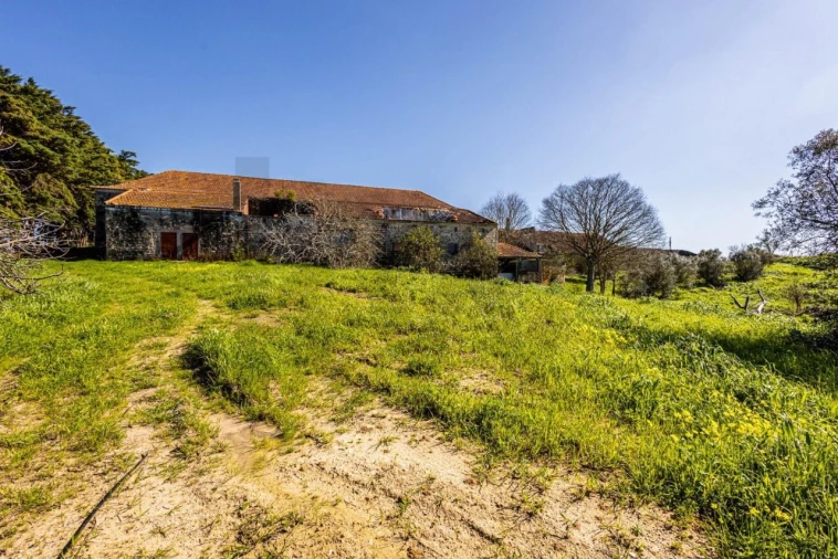 Moradia T5 para Venda em Achete, Azoia de Baixo e Póvoa de Santarém Foto 2