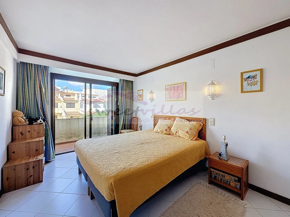 Moradia T3 para Venda em Albufeira e Olhos de Água Foto 18