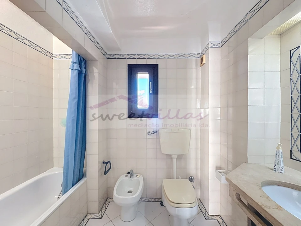 Moradia T3 para Venda em Albufeira e Olhos de Água Foto 21