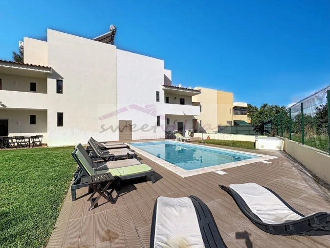 Moradia T3 para Venda em Albufeira e Olhos de Água Foto 1