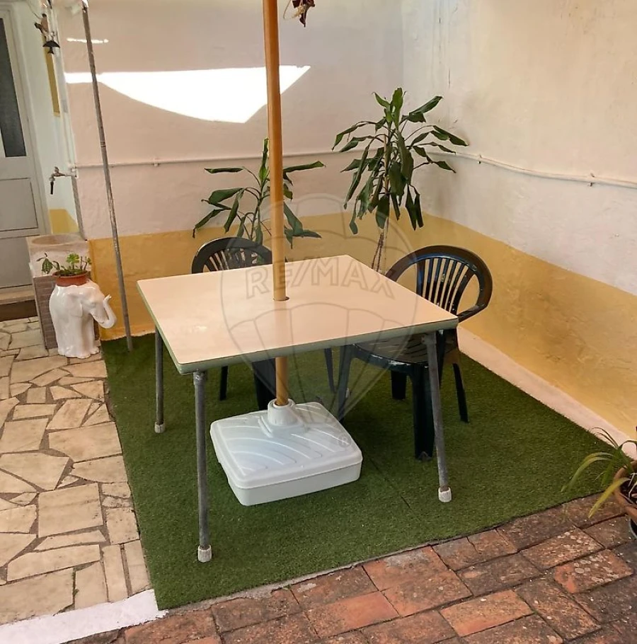 Moradia T2 para Venda em Valada Foto 1