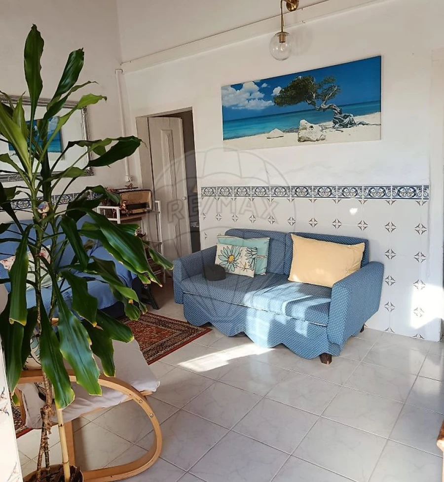 Moradia T2 para Venda em Valada Foto 4