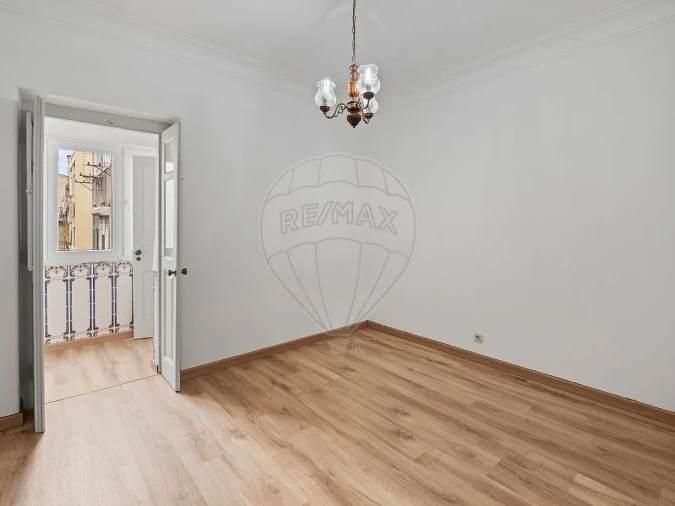 Apartamento T3 para Venda em Moscavide e Portela Foto 4