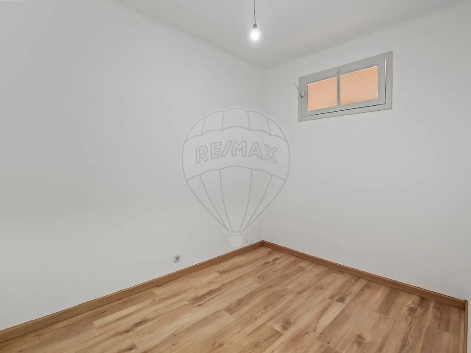 Apartamento T3 para Venda em Moscavide e Portela Foto 8