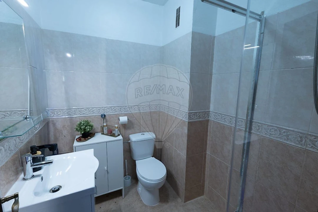 Apartamento T3 para Venda em Carregado e Cadafais Foto 14