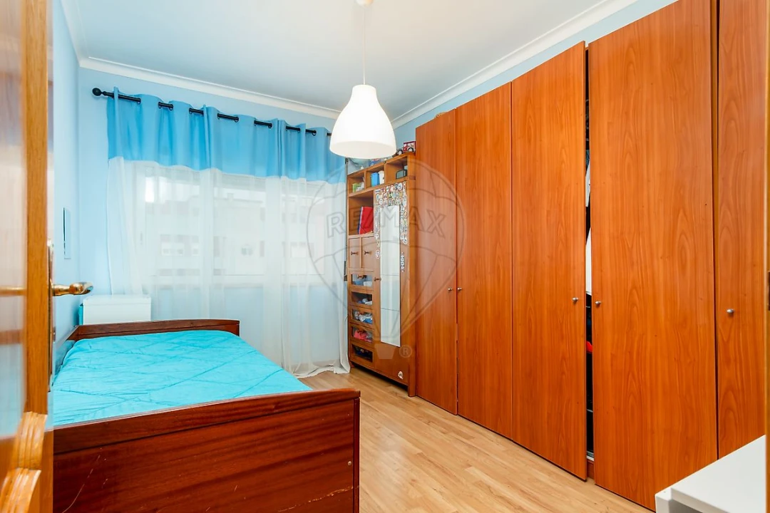 Apartamento T3 para Venda em Corroios Foto 6